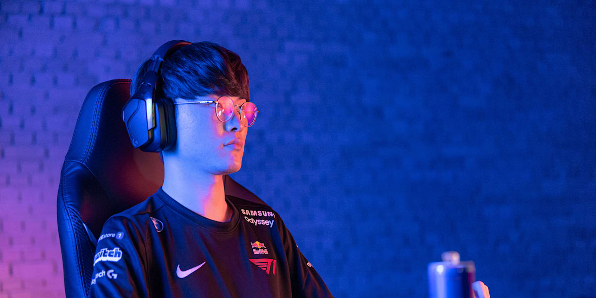 The Greatest Rookie Ever  T1 Faker's Untold Story 