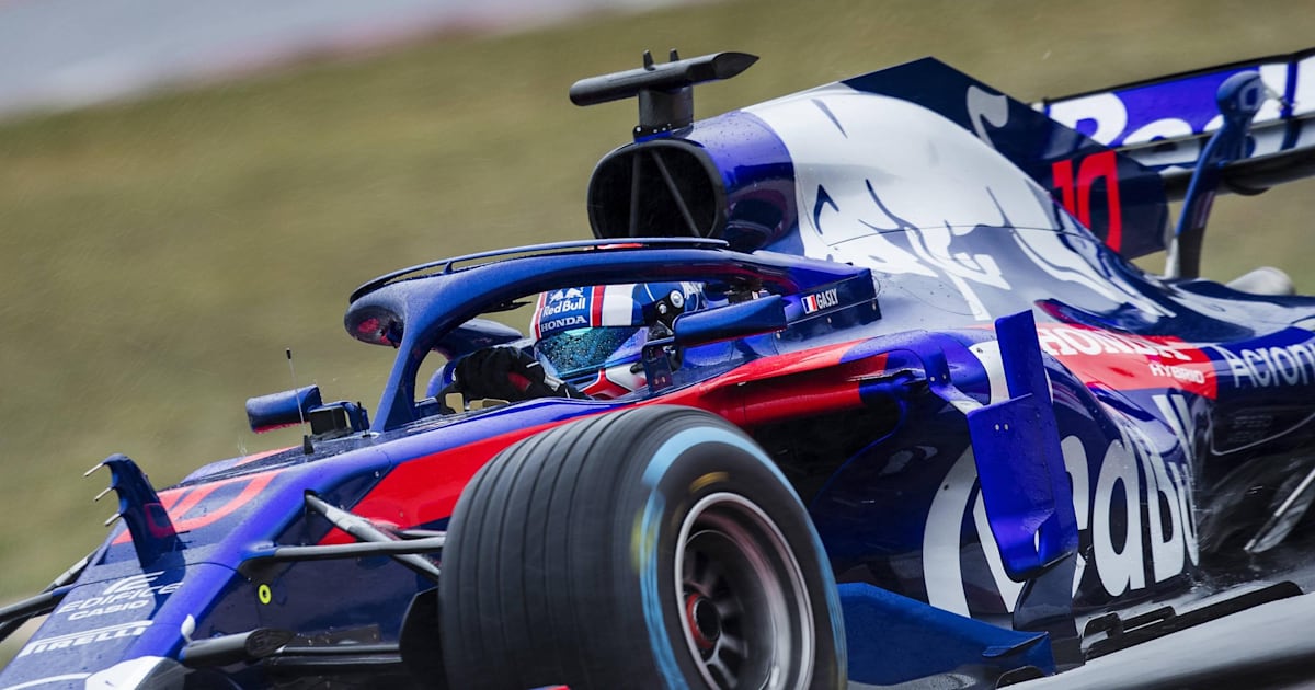 【美品】期間限定セール　spark Toro Rosso Honda STR13 1/43 スパーク S6060 レッドブル トロロッソ ホンダ STR13 バーレーン