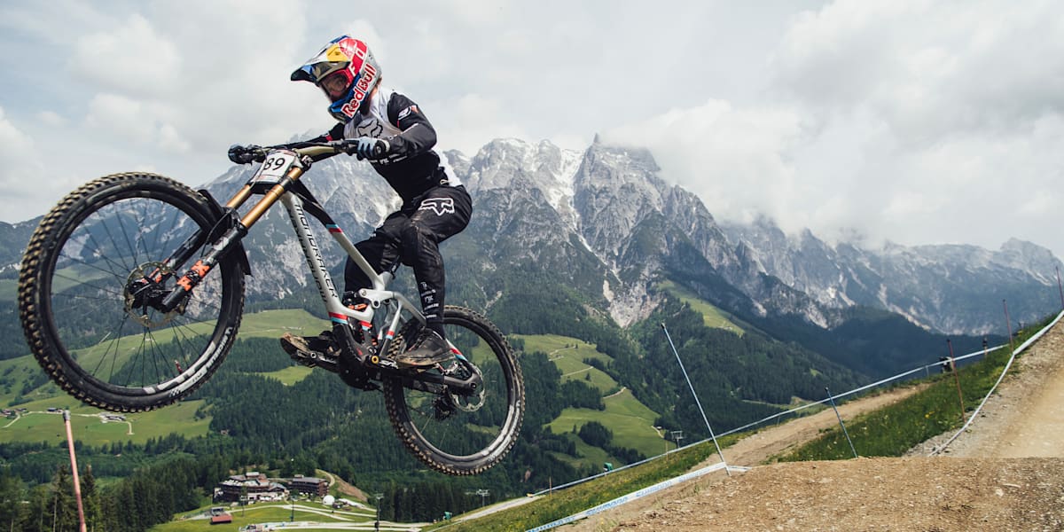 Hurly Burly – 2022 UCI Downhill World Cup and Championships