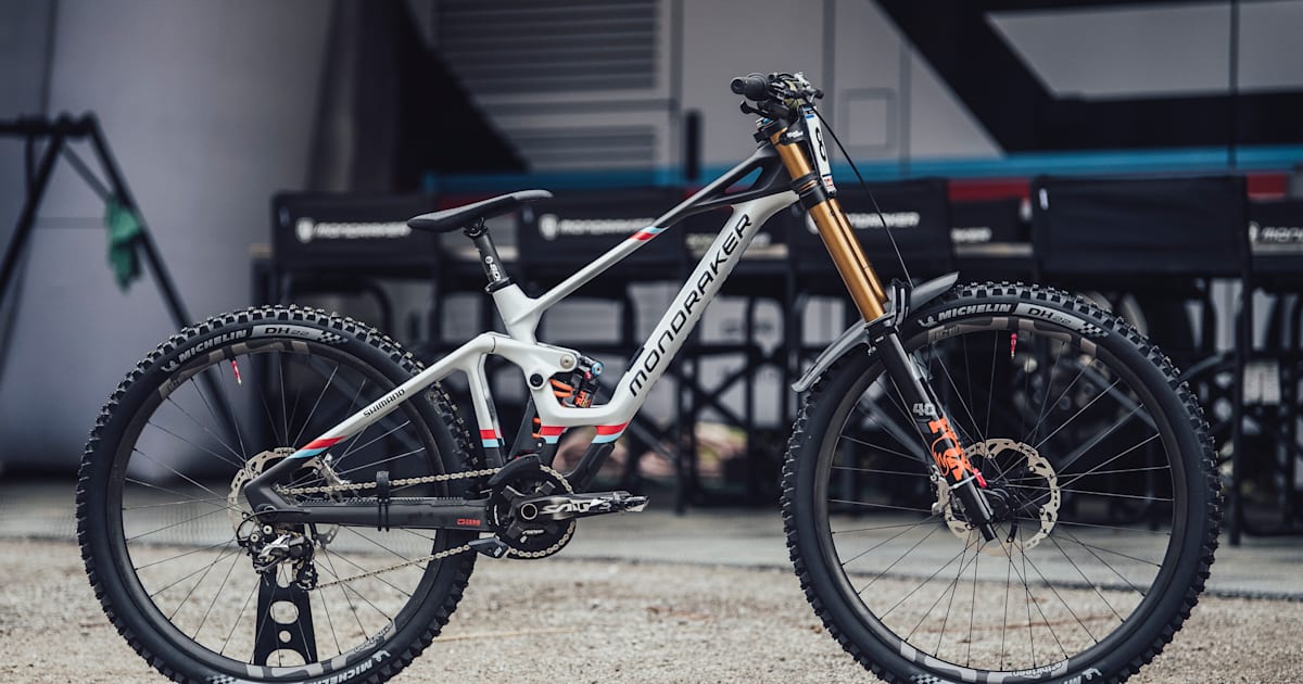 ローリー・グリーンランドのダウンヒルマウンテンバイク Mondraker Summum RR 2021を解説