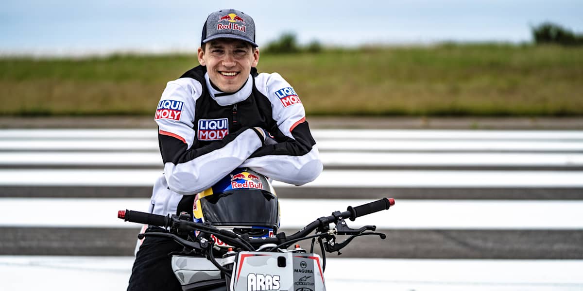 Arūnas Gibieža: Stuntriding +Official Athlete Profile+