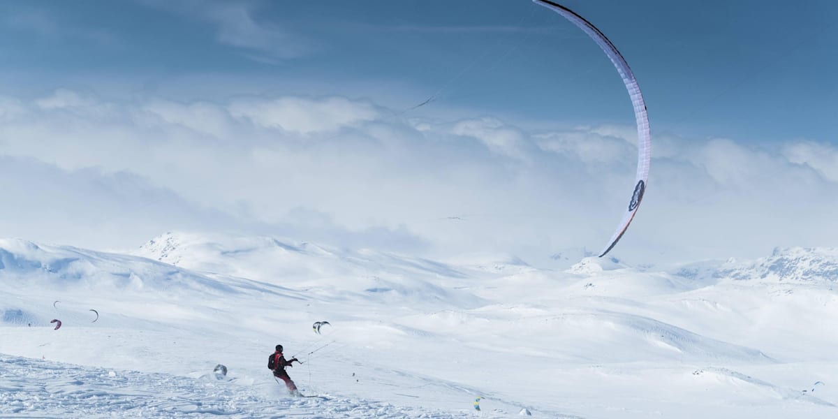 Snowkiting | Red Bull