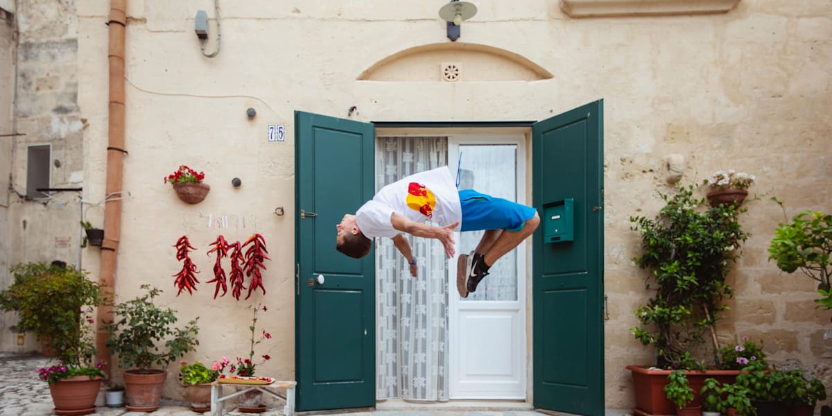 Freerunning vs. Parkour Discover the differences