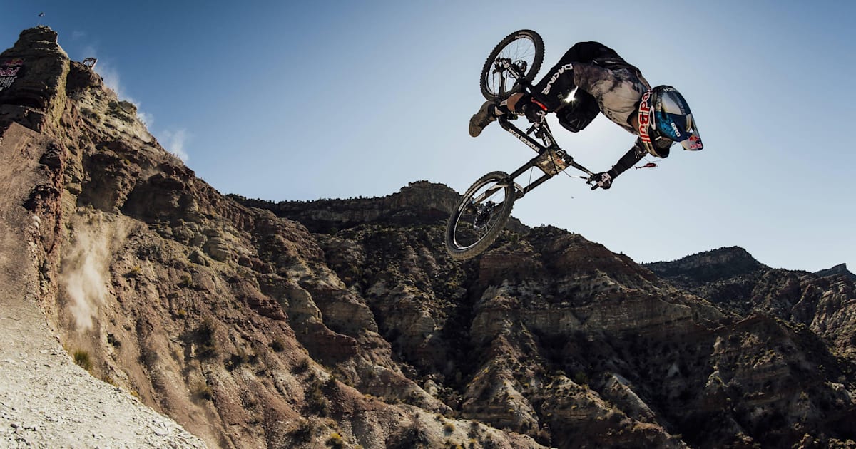 Red bull cycle stunt hot sale