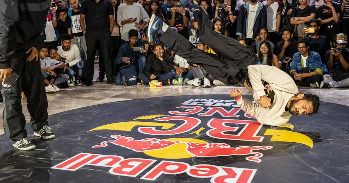 B-Boy True1: Story of starting to dance breaking