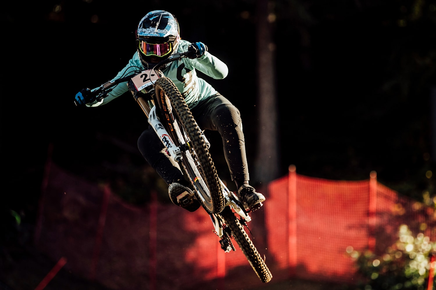 UCI MTB World Cup 2021 women's downhill Snowshoe