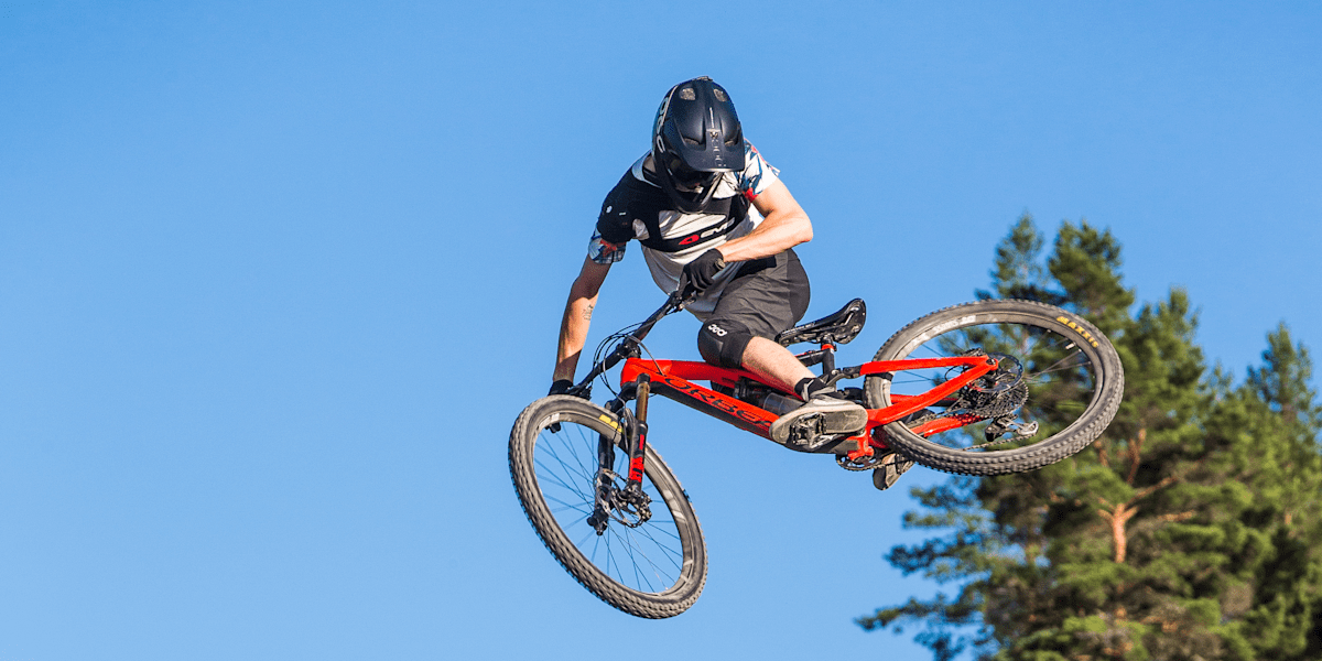 Longest online mtb jump