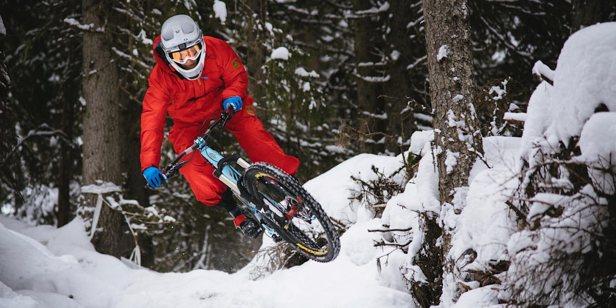 Downhill winter top