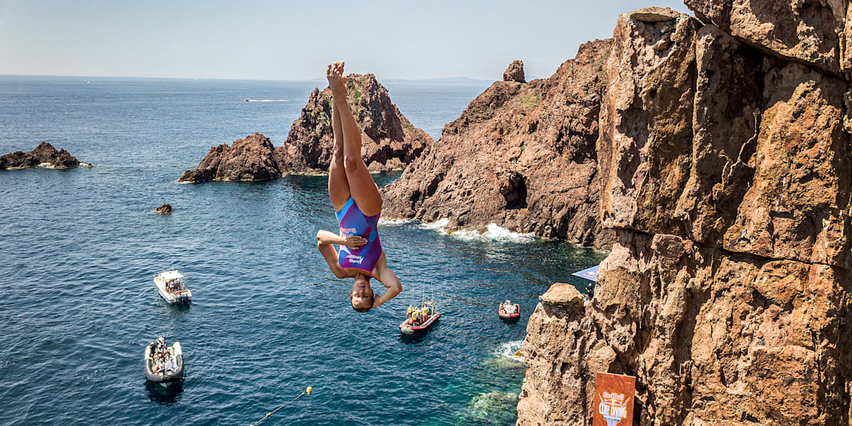 Red Bull Cliff Diving 2021 France first dives report