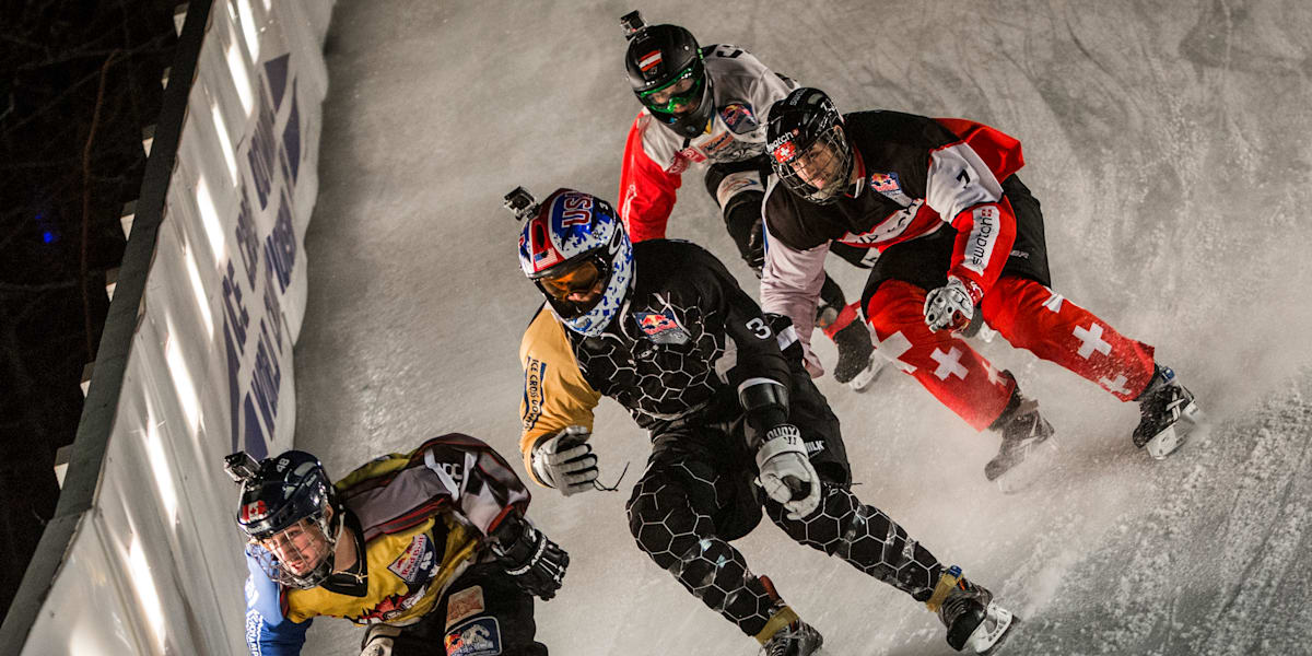 спуск на коньках. Ice cross downhill трасса. экстремальный спуск на коньках. скоростной спуск ред булл. Red bull crashed ice.