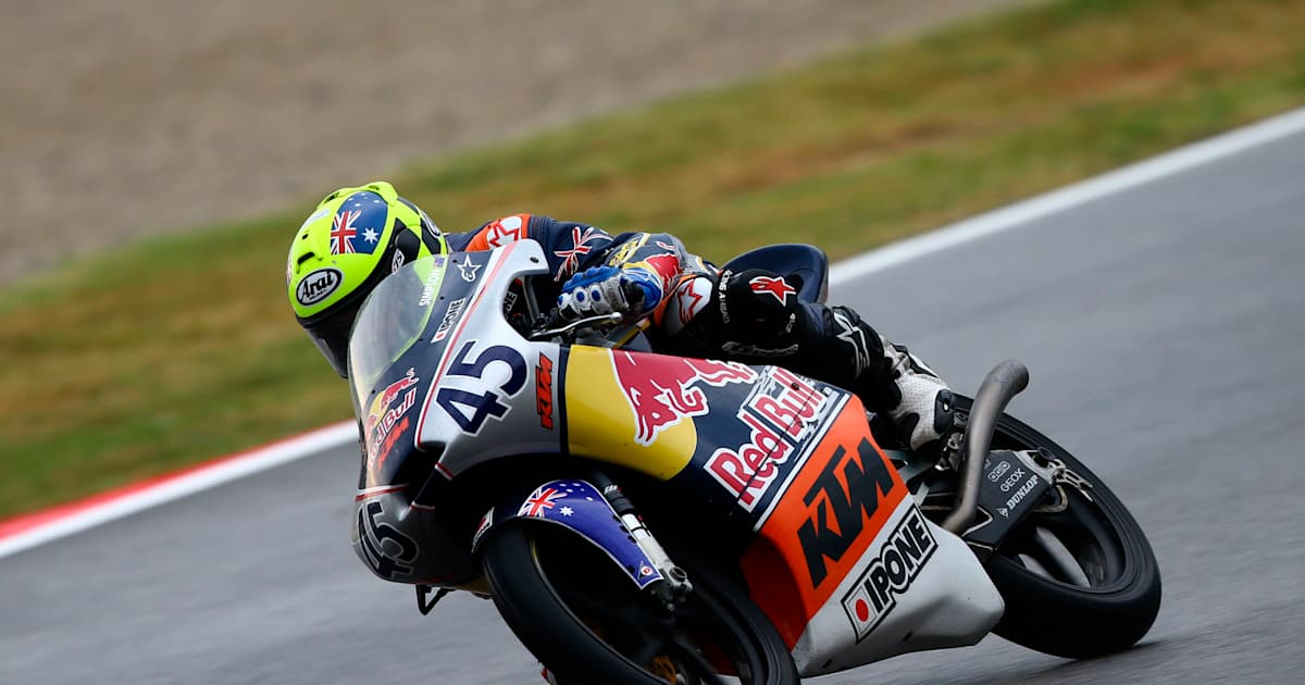 Blog | Olly the wrong way to the podium