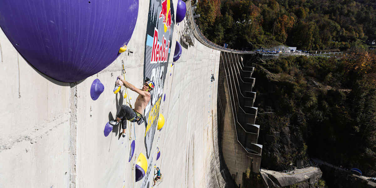 Red Bull Dual Ascent 2024 gara di arrampicata testa a testa