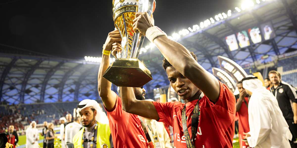 Football Fans Gear Up for the Qatar-UAE Super Cup
