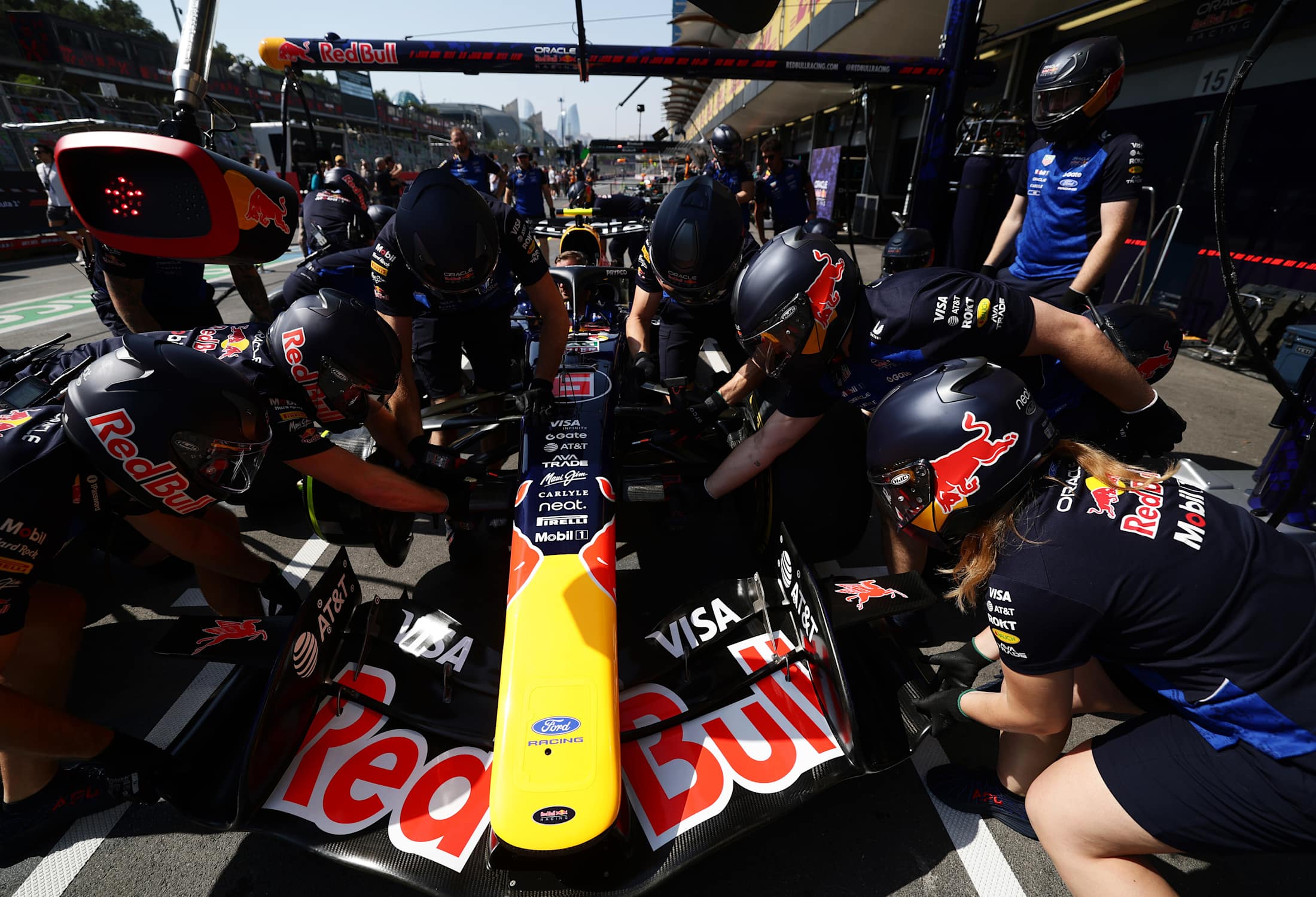 The top 10* most influenctial pit stops in our F1 history
