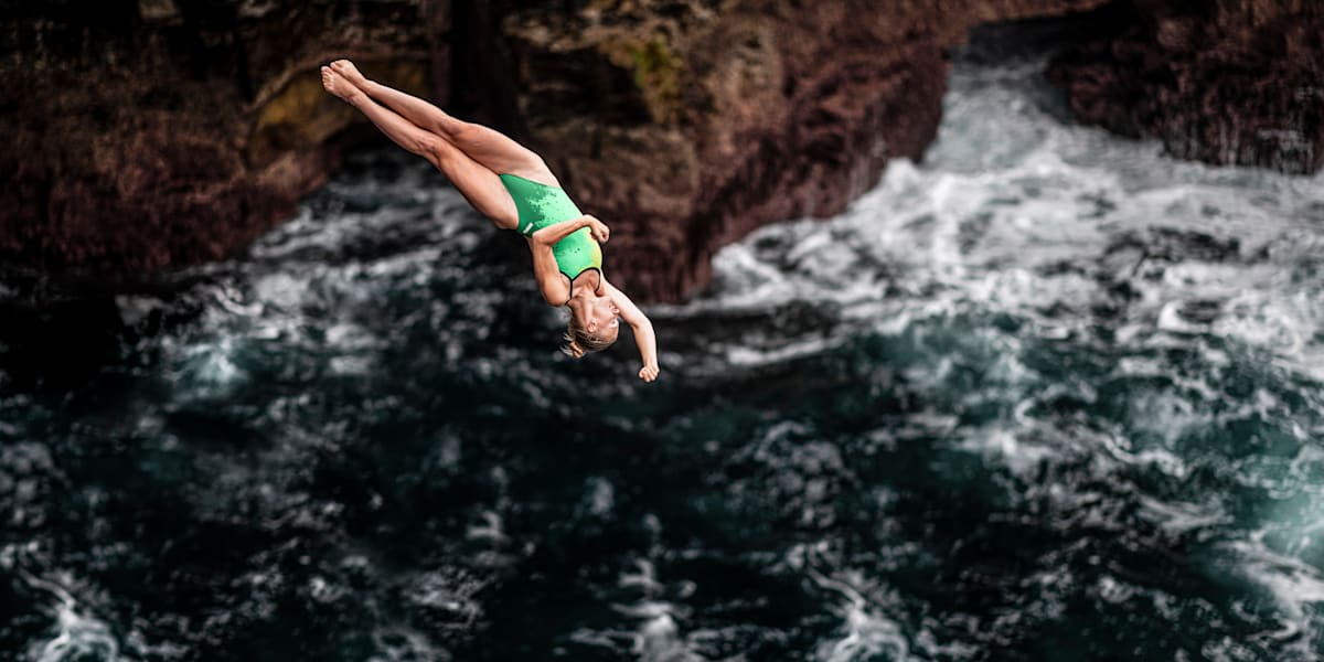 High Diver Ellie Smart feature - Red Bull Cliff Diving