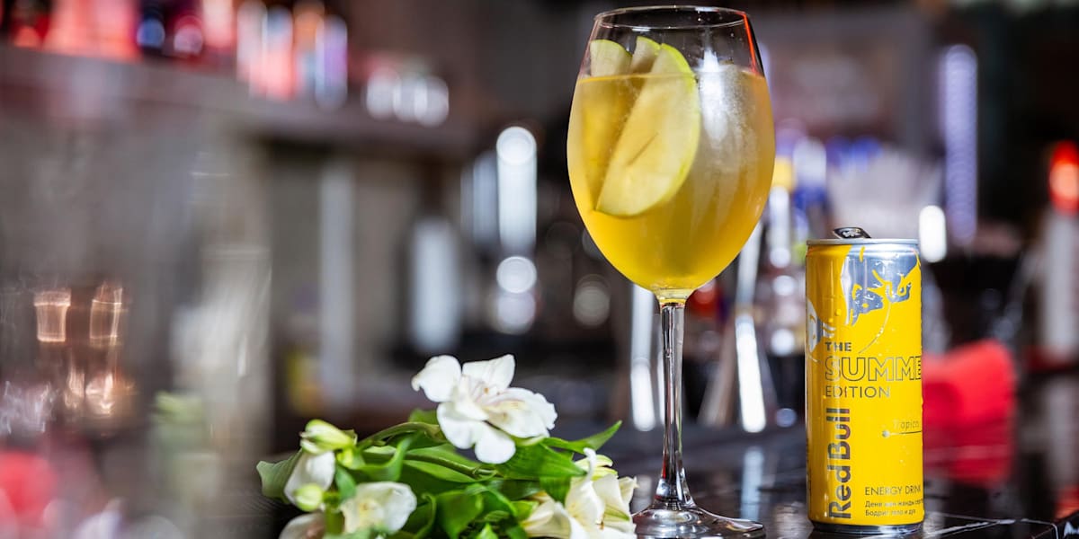 Освежись с Red Bull Summer Edition!