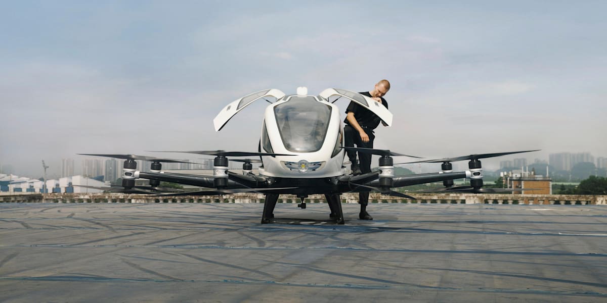 Flying autonomous passenger drone test flight reaction