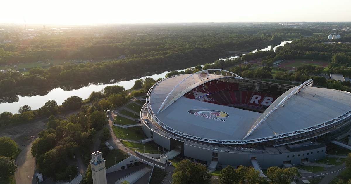 Red Bull Arena Leipzig: Stadiontour mit Willi Orbán