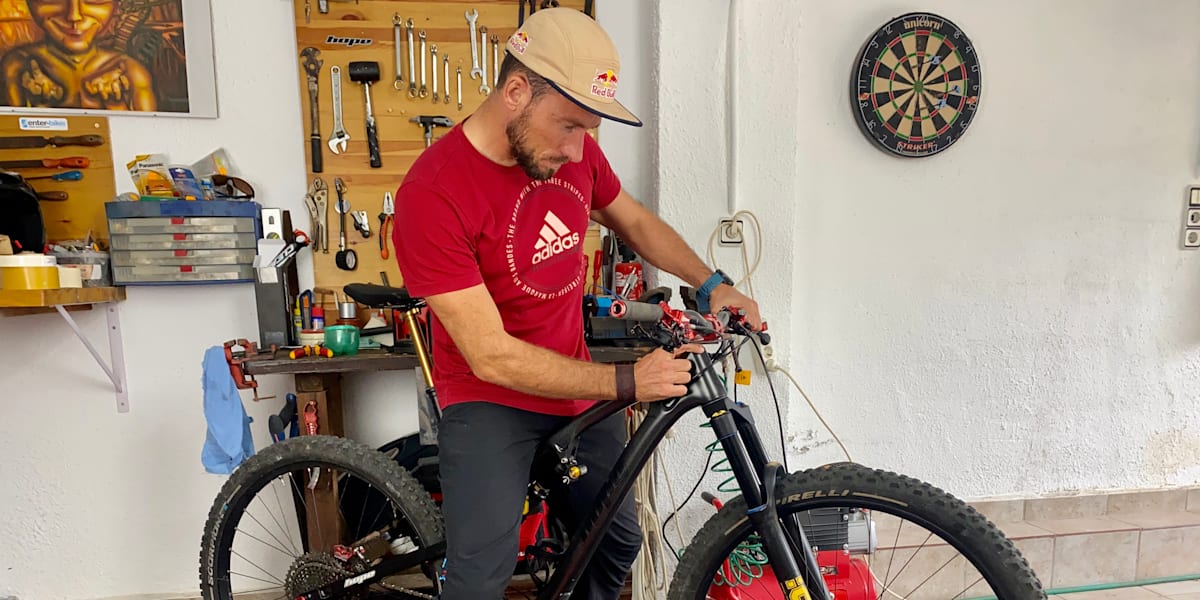 Mountain bike pivot maintenance cheap