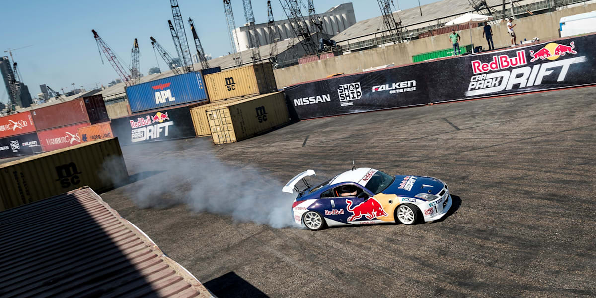 Red bull машина car parking