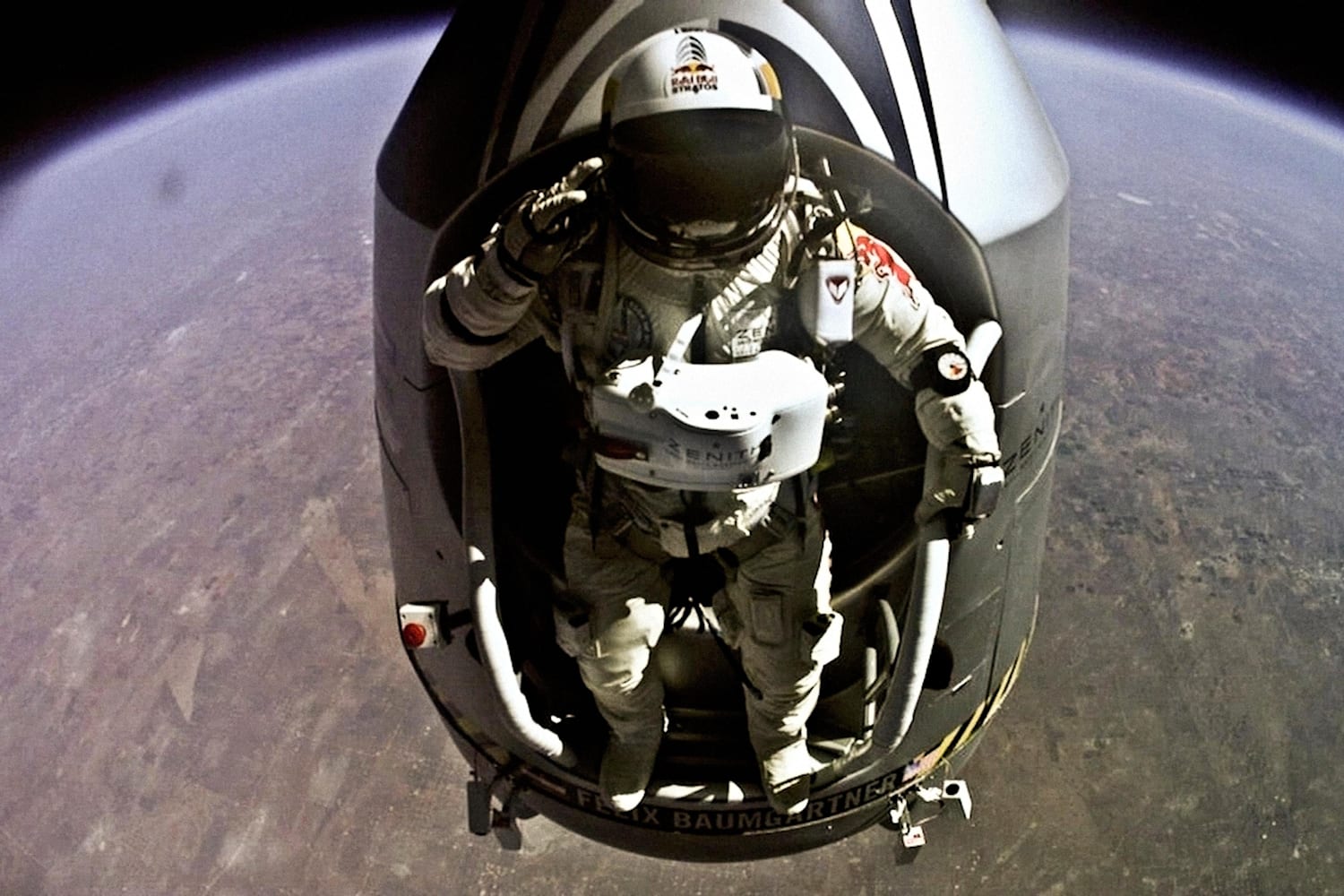 祝5周年 写真と映像で振り返るred Bull Stratos