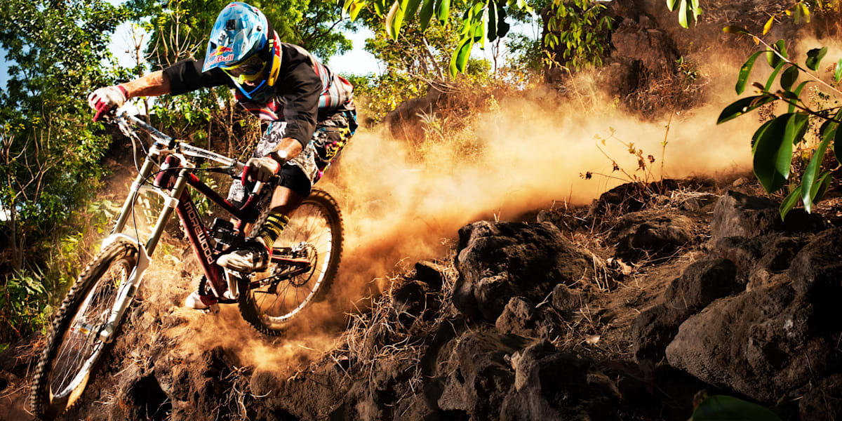 The best roost-spraying mountain bike dust photos