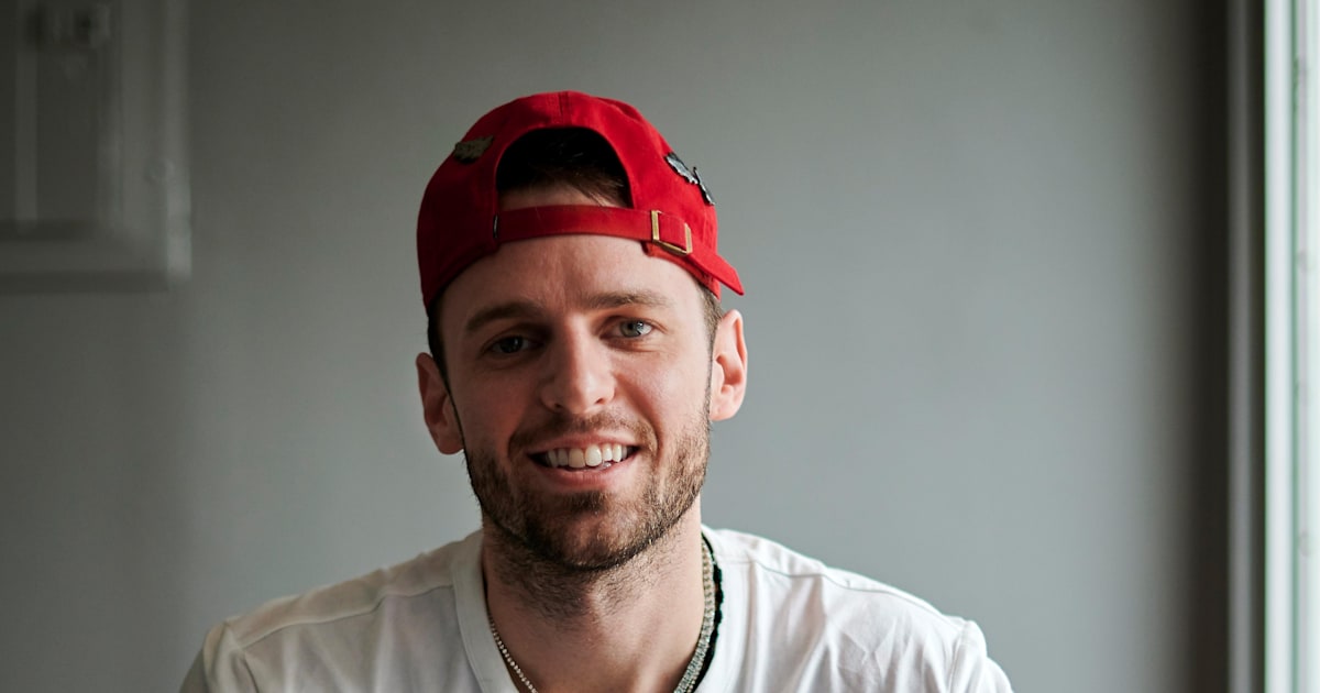 Chris Brickley Puts His Mark on Hoops