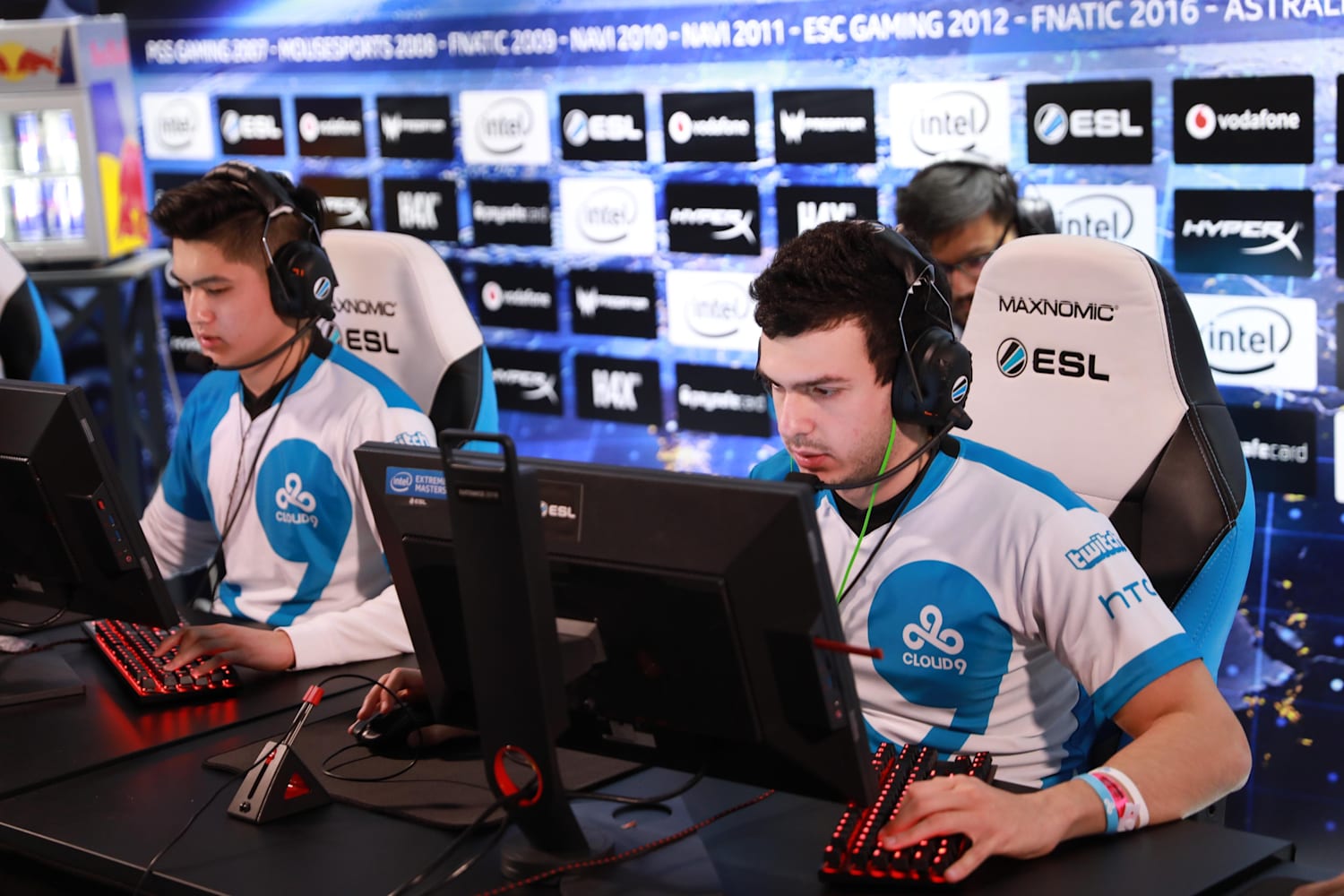 Top Cs Go Players The Pros Pick The Best 18 Players