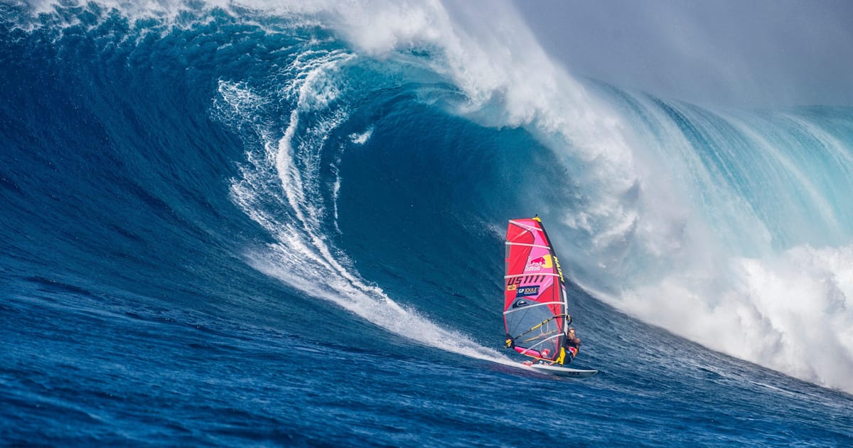 Robby Naish gives the lowdown on why Jaws rocks