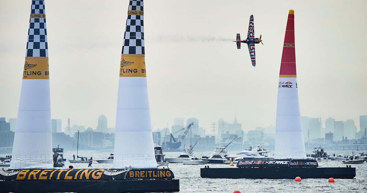 martin-sonka-air-race-chiba-japan