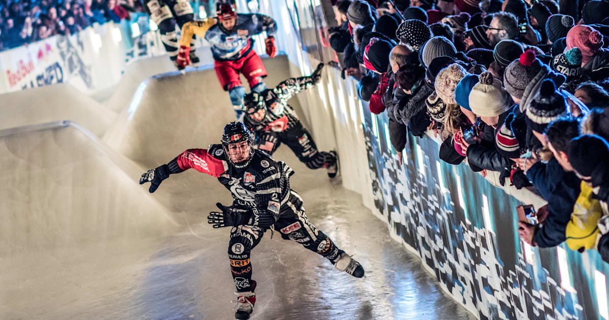 Айс крос. Гонки на коньках Red bull. Айс кросс. Ice Cross Downhill. Скоростной спуск на коньках.