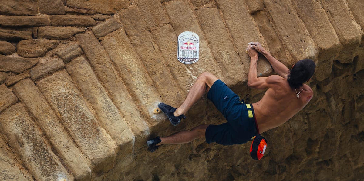 Rustam Gelmanov – Climbing Boulder
