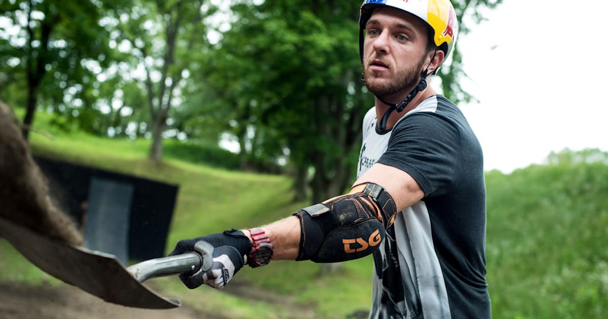 Pavel Alekhin: Fortification MTB world firsts, Red Bull
