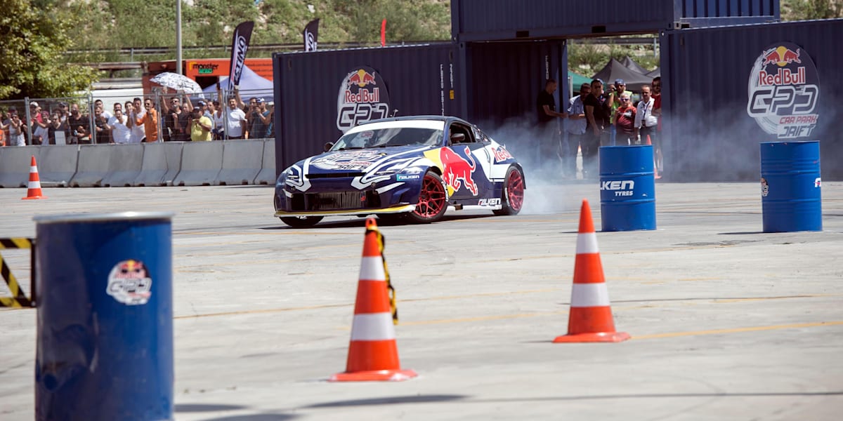 Red bull машина car parking