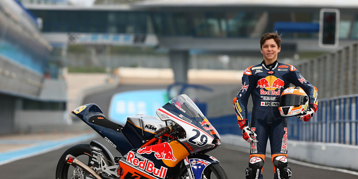 Blog | Billy Van Eerde settles in on the bike