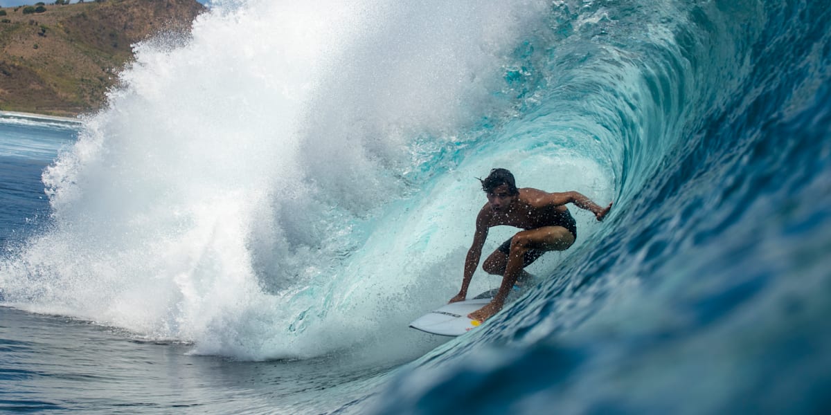 Sessions Desert Point Lombok Indonesia surfing video
