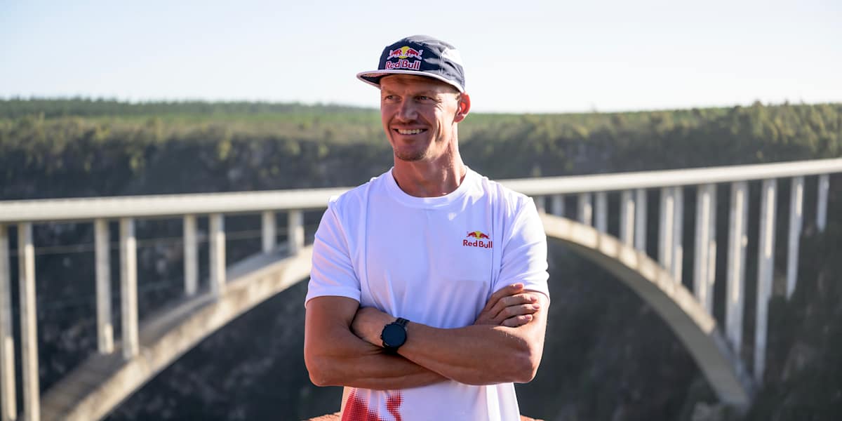 Thomas van Tonder: get to know the OCR world champion
