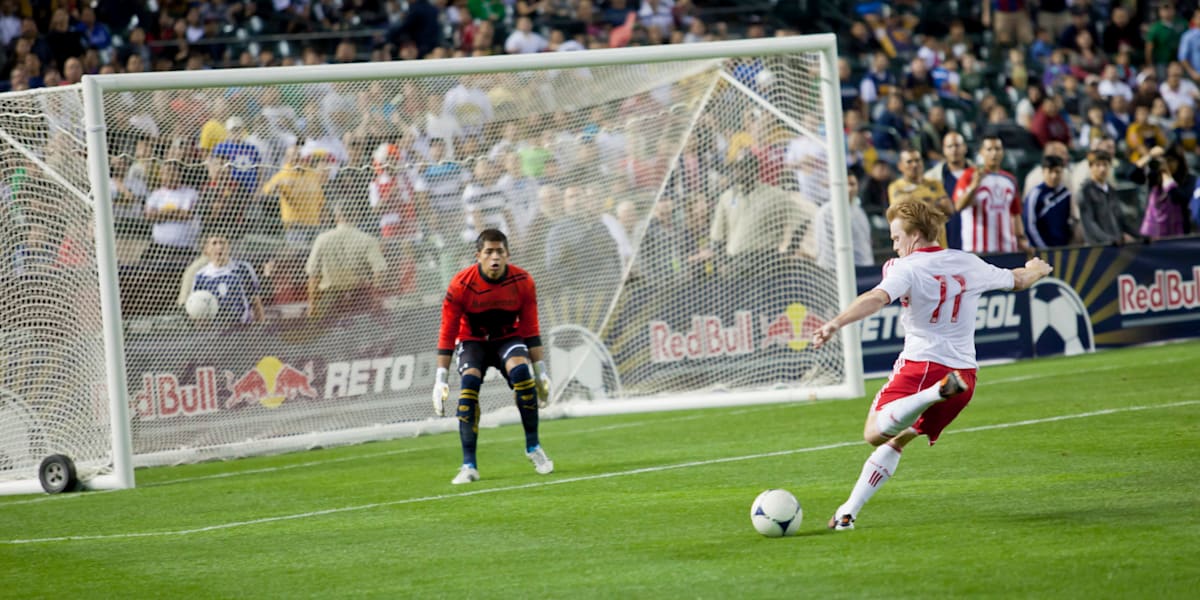 Stoppage time, extra time & penalty shootouts explained