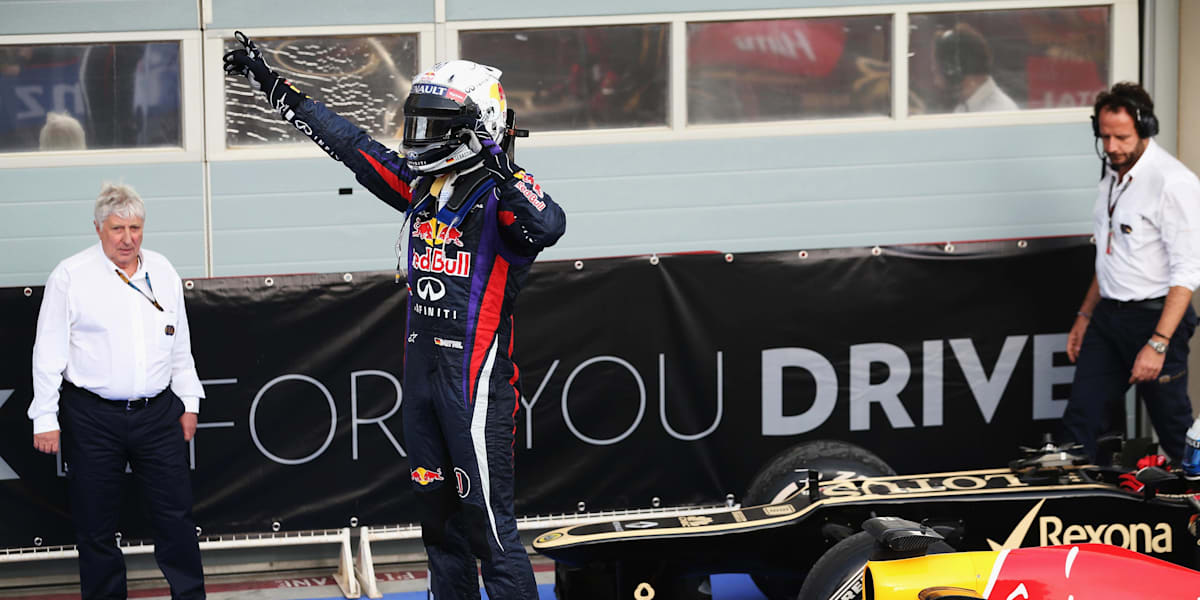 Amazon | ◇5 レッドブルRB9 2013 セバスチャン・ベッテル F1