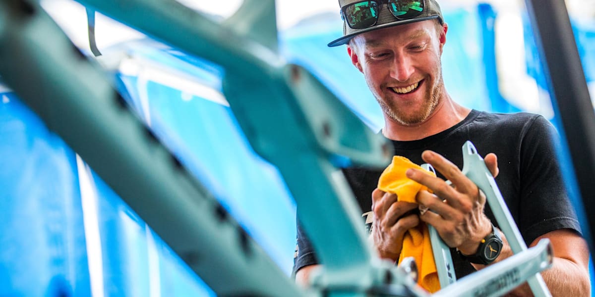 Make your bike feel new again Six easy steps ++tips++