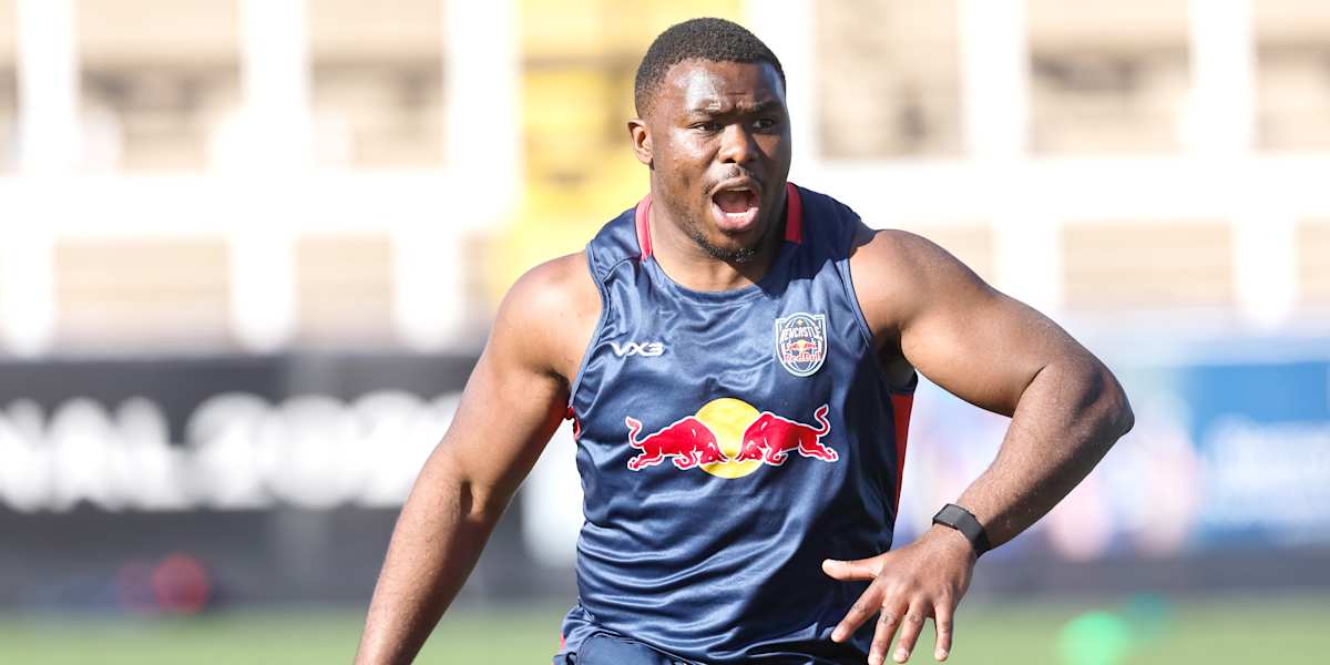 SAMSON ADEJIMI TO STAY IN NEWCASTLE