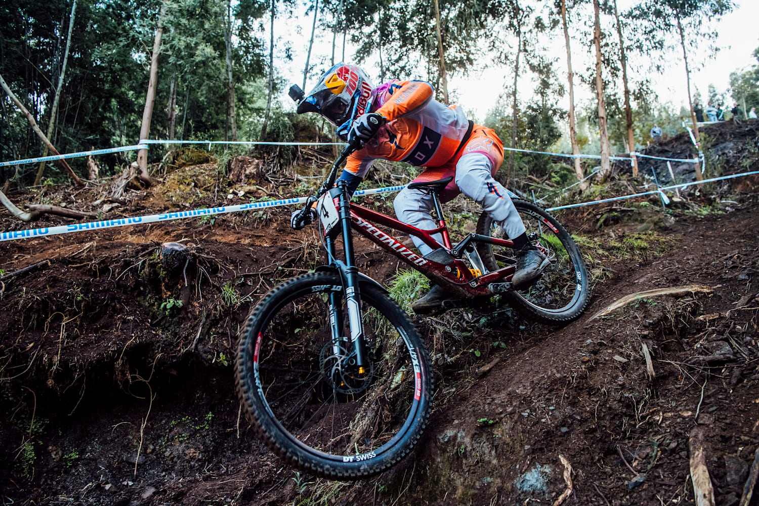 uci downhill 2020 lousa