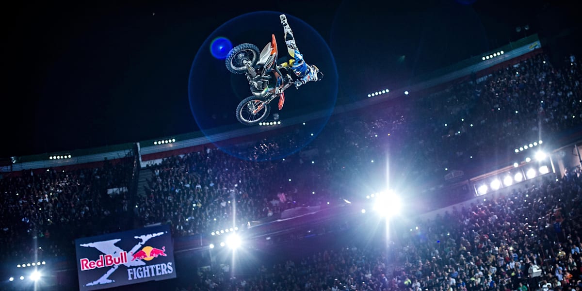 5 Epic Tricks from 2014 Red Bull X-Fighters Mexico