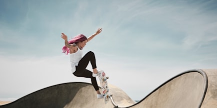Famous girl skateboarders