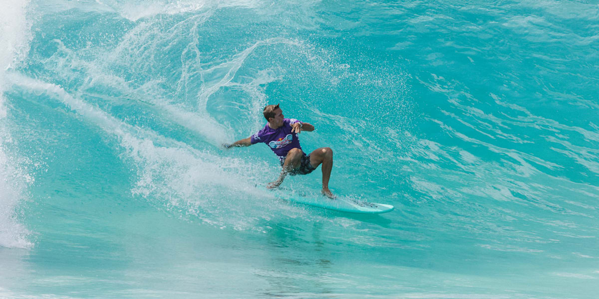 Foam vs. fiberglass surfboards