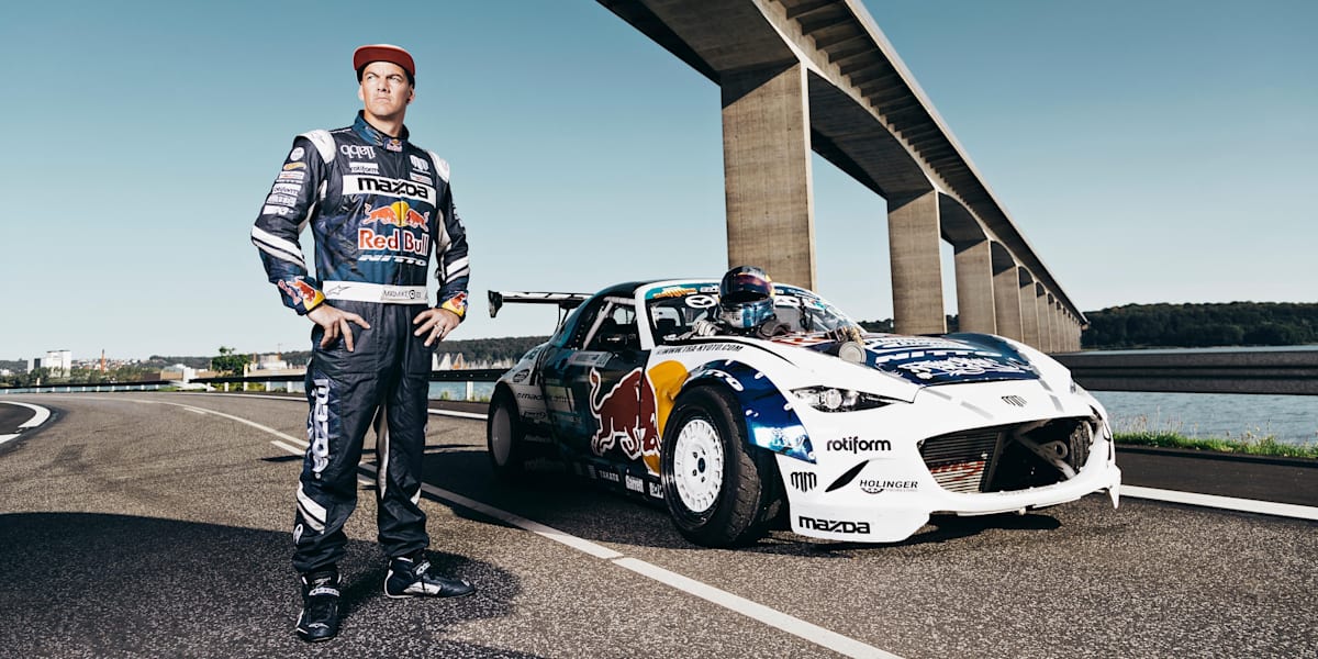 Ред Булл машины дрифт Мазда mx5