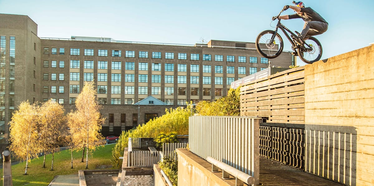 Danny MacAskill riding trials at 15 Video
