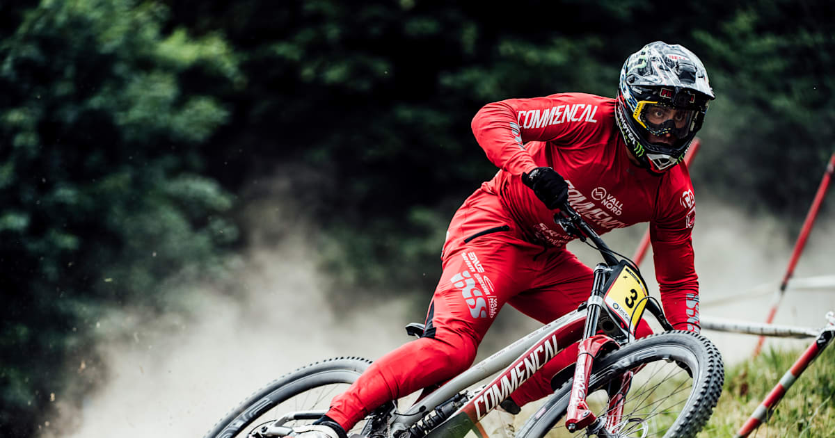 UCI Mountain Bike WC 2021 Les Gets downhill practice