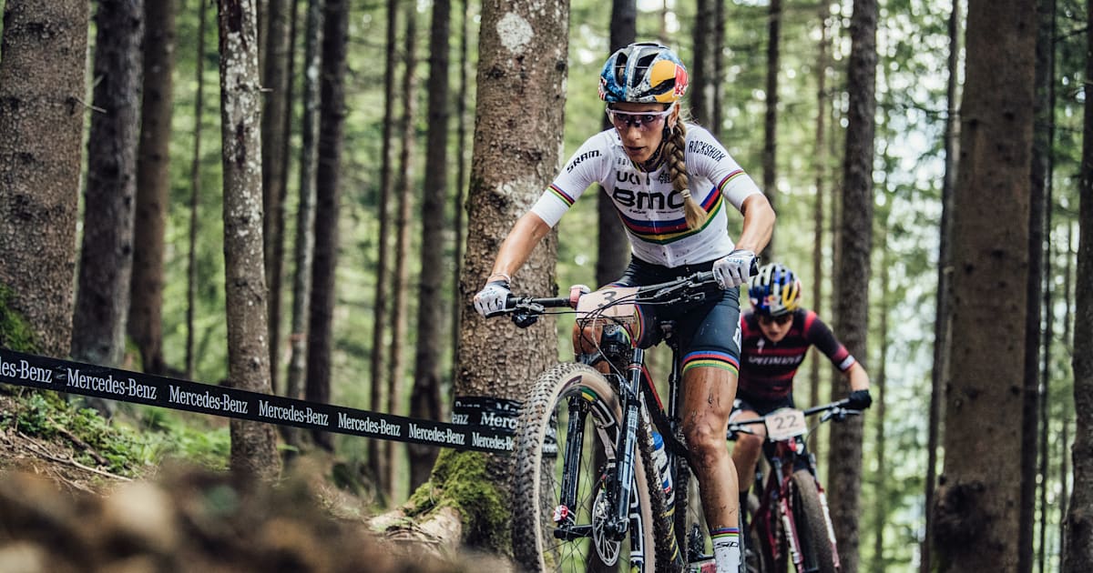 Vtt mercedes top