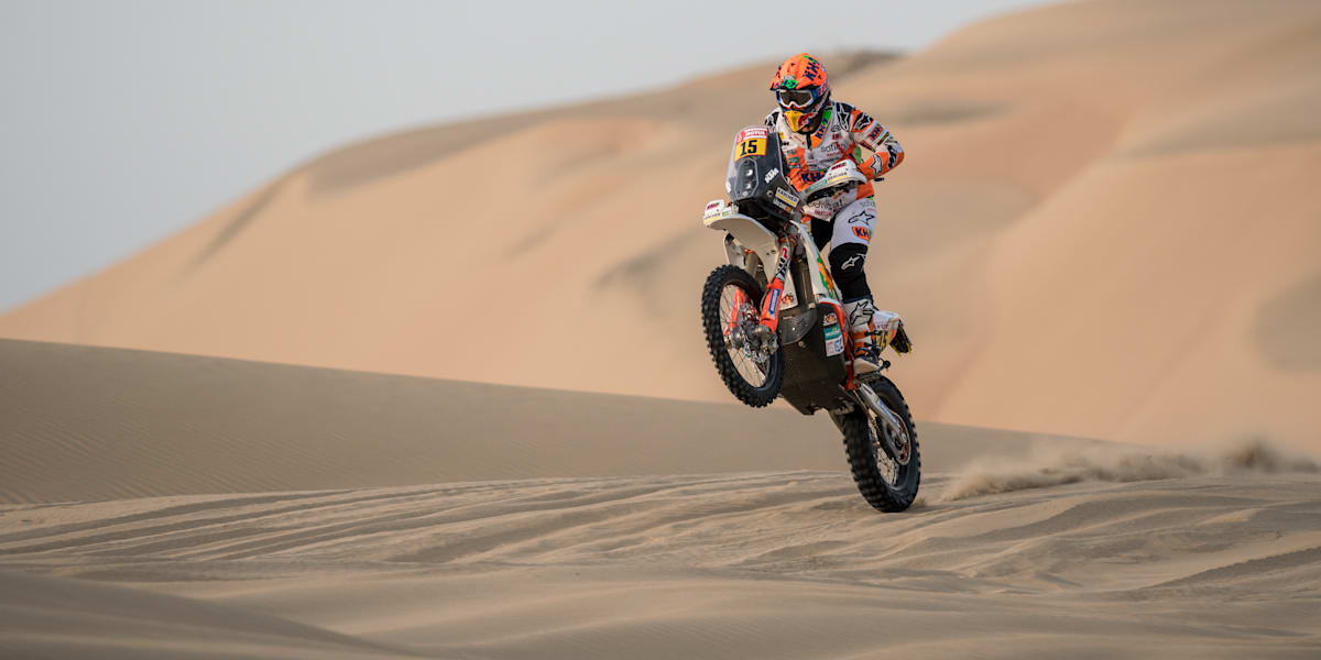 ライア サンツ ダカール ラリートップ10入りを達成したオフロードの女王 ラリーレイド レッドブル